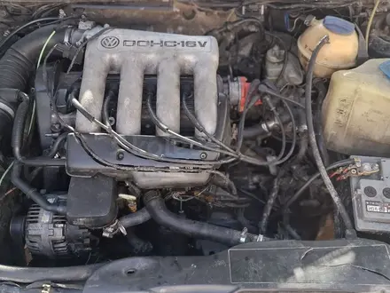 Volkswagen Passat 1994 года за 550 000 тг. в Алматы – фото 2