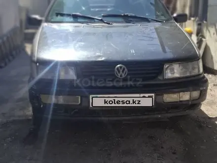 Volkswagen Passat 1994 года за 550 000 тг. в Алматы – фото 3