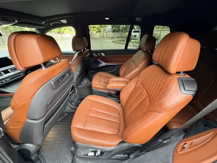 BMW X7 2019 года за 33 000 000 тг. в Алматы – фото 38