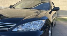 Toyota Camry 2005 года за 5 000 000 тг. в Петропавловск – фото 2
