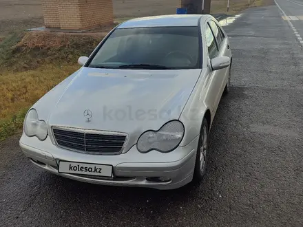 Mercedes-Benz C 200 2002 года за 3 200 000 тг. в Павлодар