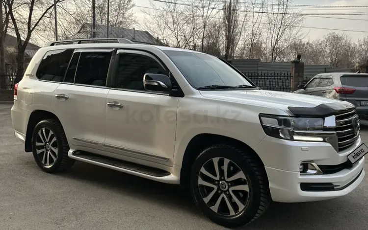 Toyota Land Cruiser 2018 года за 34 500 000 тг. в Алматы