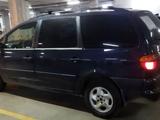 Volkswagen Sharan 1997 года за 3 200 000 тг. в Семей – фото 5