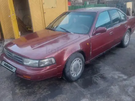 Nissan Maxima 1994 года за 1 000 000 тг. в Караганда