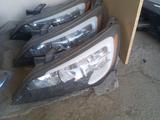 Kia K7 2009 2012 передний фары левый за 100 000 тг. в Алматы
