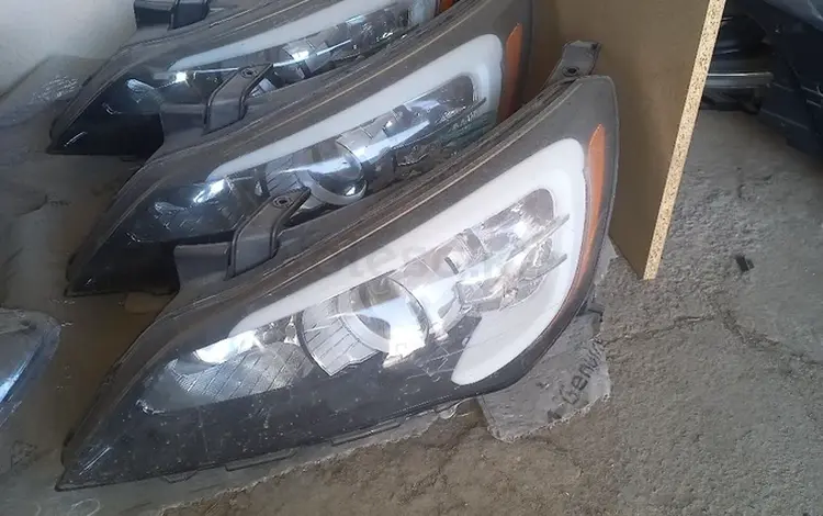 Kia K7 2009 2012 передний фары левый за 100 000 тг. в Алматы