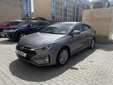 Hyundai Elantra 2019 года за 8 400 000 тг. в Астана