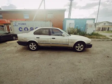 BMW 520 1990 года за 900 000 тг. в Астана – фото 5