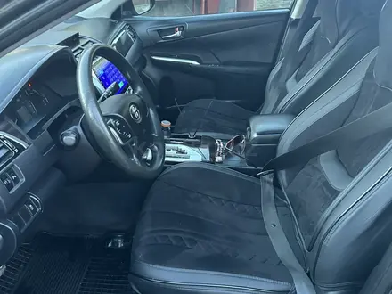 Toyota Camry 2015 года за 11 000 000 тг. в Караганда – фото 12