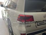 Toyota Land Cruiser 2021 года за 45 000 000 тг. в Актау – фото 4