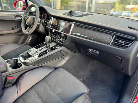 Porsche Macan 2025 года за 66 000 000 тг. в Алматы – фото 23