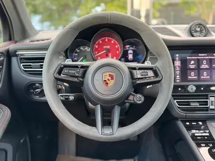 Porsche Macan 2025 года за 66 000 000 тг. в Алматы – фото 16