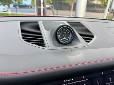 Porsche Macan 2025 года за 66 000 000 тг. в Алматы – фото 20