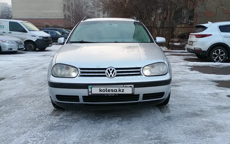 Volkswagen Golf 2002 годаүшін2 700 000 тг. в Алматы