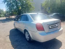 Chevrolet Lacetti, 2004
