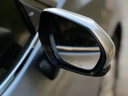 Toyota Camry 2019 года за 11 000 000 тг. в Кульсары – фото 16