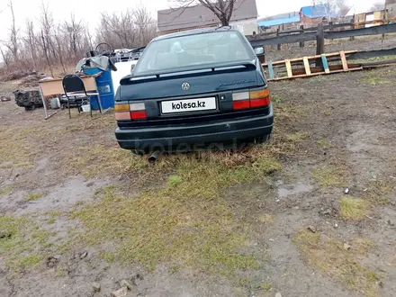 Volkswagen Passat 1991 года за 550 000 тг. в Усть-Каменогорск – фото 3