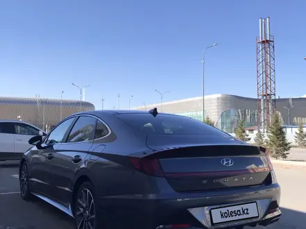 Hyundai Sonata 2021 года за 13 000 000 тг. в Астана – фото 5