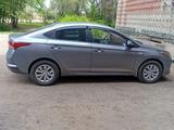 Hyundai Accent 2021 годаfor6 700 000 тг. в Усть-Каменогорск – фото 2
