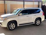 Lexus GX 460 2011 годаfor16 000 000 тг. в Шымкент