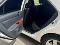 Toyota Camry 2005 года за 6 200 000 тг. в Актобе – фото 9