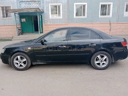 Hyundai Sonata 2005 года за 3 500 000 тг. в Жезказган – фото 3