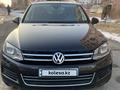 Volkswagen Touareg 2013 годаfor13 000 000 тг. в Астана