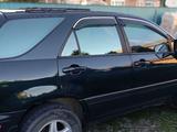 Lexus RX 300 1998 годаүшін4 700 000 тг. в Урджар – фото 2