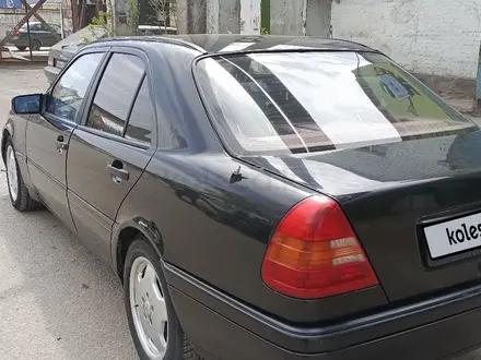 Mercedes-Benz C 180 1994 года за 2 200 000 тг. в Астана – фото 11