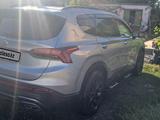 Hyundai Santa Fe 2022 годаүшін14 000 000 тг. в Караганда – фото 5