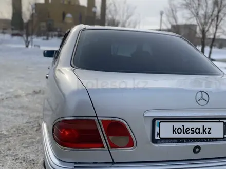 Mercedes-Benz E 230 1997 года за 2 800 000 тг. в Семей – фото 8