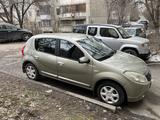 Renault Sandero 2013 годаүшін3 150 000 тг. в Алматы