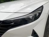 Hyundai Elantra 2022 годаүшін10 500 000 тг. в Караганда – фото 4