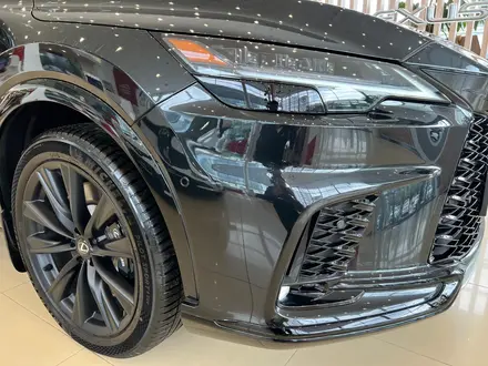 Lexus RX 500h 2024 года за 48 300 000 тг. в Актобе – фото 9