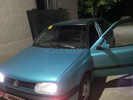 Volkswagen Golf 1996 года за 1 200 000 тг. в Шымкент