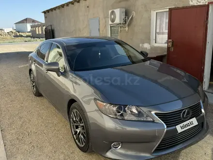 Lexus ES 300h 2014 года за 8 800 000 тг. в Актау – фото 2