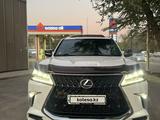 Lexus LX 570 2018 годаүшін45 000 000 тг. в Атырау – фото 2