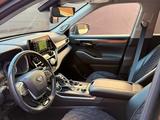 Toyota Highlander 2022 года за 30 000 000 тг. в Уральск – фото 5