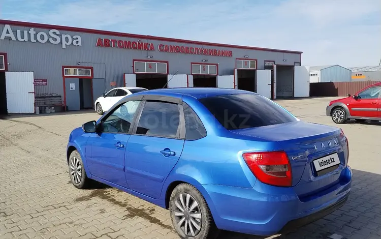 ВАЗ (Lada) Granta 2190 2020 годаүшін4 500 000 тг. в Актобе