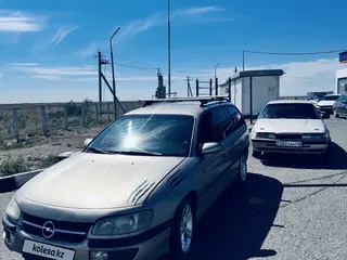 Opel Omega, 1996