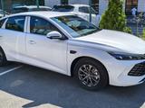 BYD Qin L DM-i 2025 года за 9 700 000 тг. в Алматы – фото 2