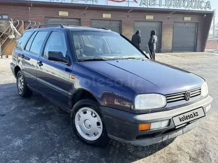 Volkswagen Golf 1994 года за 1 800 000 тг. в Алматы – фото 3