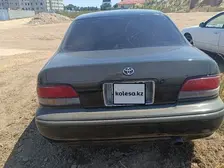 Toyota Avalon, 1995