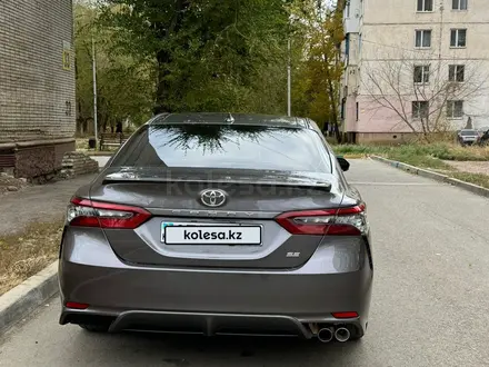 Toyota Camry 2022 года за 15 000 000 тг. в Уральск – фото 6