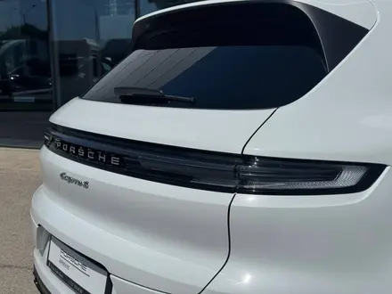 Porsche Cayenne 2024 года за 75 000 000 тг. в Алматы – фото 11