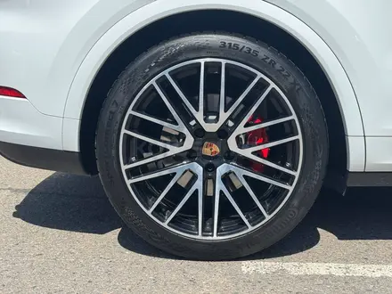 Porsche Cayenne 2024 года за 75 000 000 тг. в Алматы – фото 15