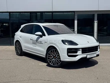 Porsche Cayenne 2024 года за 75 000 000 тг. в Алматы – фото 2