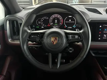 Porsche Cayenne 2024 года за 75 000 000 тг. в Алматы – фото 23