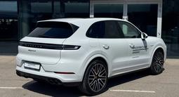 Porsche Cayenne 2024 года за 75 000 000 тг. в Алматы – фото 4