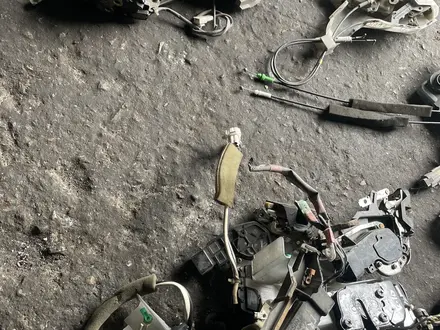 Дверной замок за 15 000 тг. в Алматы